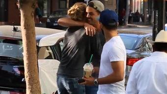 结巴治疗视频,轻松掌握克服口吃技巧